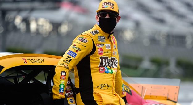 Visit El No. 18 de Kyle Busch no aprobó la inspección previa a la carrera en Richmond page
