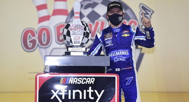 Visit Justin Allgaier ganó la 1ra. carrera del doblete de la Xfiniti Series en Richmond page