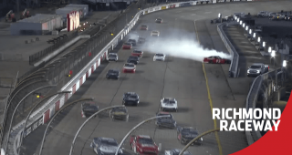 Snider hits wall after teammates Chastain, Haley squeeze each other in corner