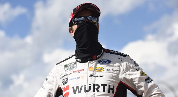 Visit Brad Keselowski ganó la Pole Position para la carrera de los Playoffs 2020 en Bristol page