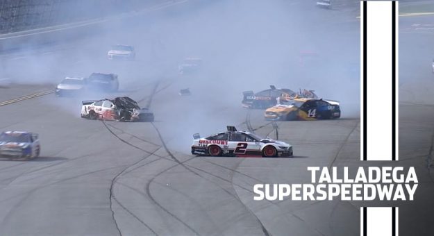 Visit The Big One en Talladega dejó fuera de la carrera a varios pilotos de los Playoffs 2020 page