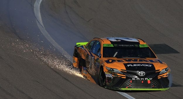 Visit Los desastres y decepciones de los Playoffs en el Kansas Speedway page