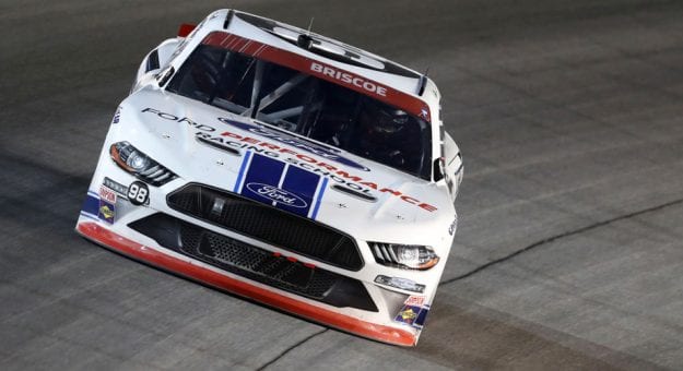 Visit Chase Briscoe ganó la Kansas Lottery 300 de los Playoffs Xfinity Series 2020 en Kansas page