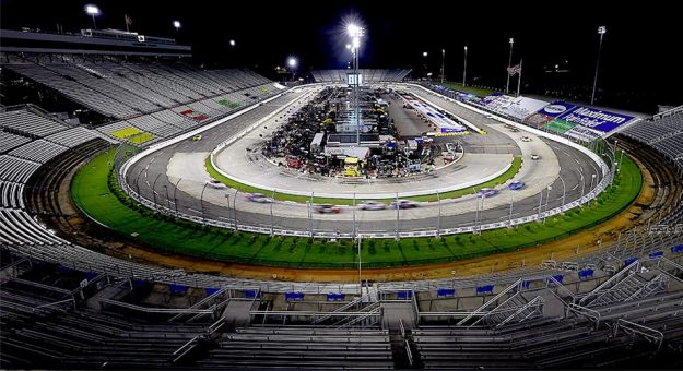 Visit Horario completo para las carreras de los Playoffs 2020 en Martinsville Speedway page