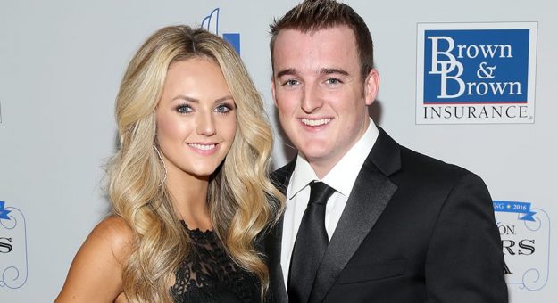 Visit Ty Dillon  y su esposa Haley celebraron el nacimiento de su hijo Kapton Reed page