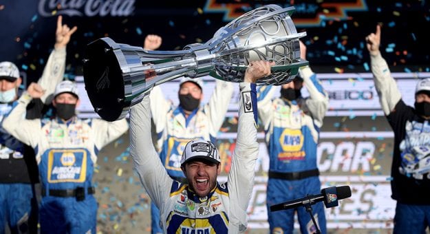 Visit Chase Elliott ganó la Season Finale 500 y el campeonato de la NASCAR Cup Series 2020 page