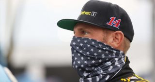 Backseat Drivers: Cheers to Clint Bowyer