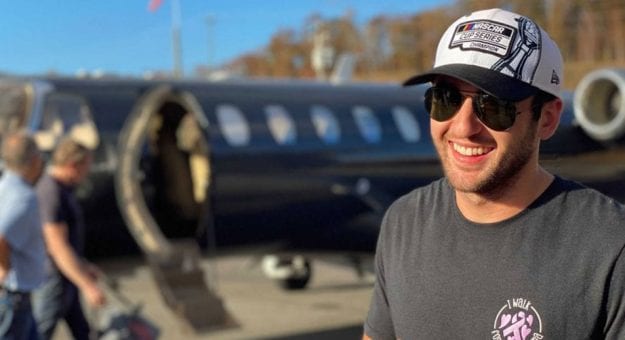 Visit Dawsonville celebró el campeonato de Chase Elliott en la Cup Series page