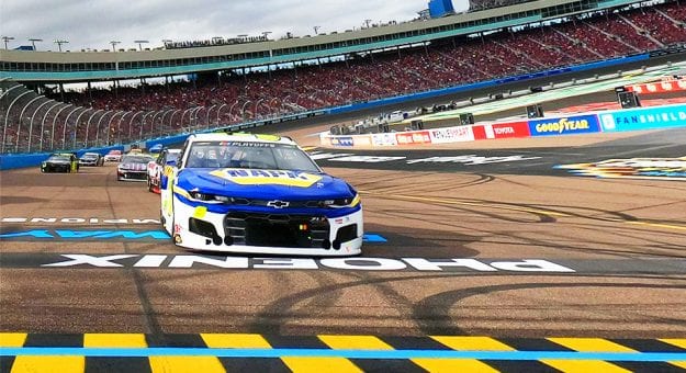Visit 27 pilotos lograron por lo menos un Top 5 en la Cup Series 2020 page