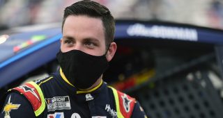 Alex Bowman closes career in the No. 88 with a win and playoff spot