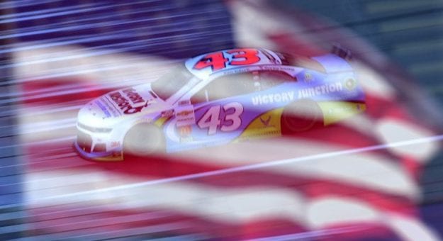 Visit Nuestras Fotos Favoritas de la temporada NASCAR 2020 page