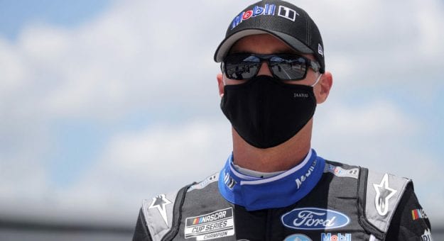 Visit Favoritos de los apostadores para el campeonato NASCAR Cup Series 2021 page