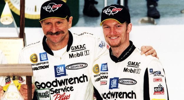 Visit Pilotos de la NASCAR en la Rolex 24 at Daytona page