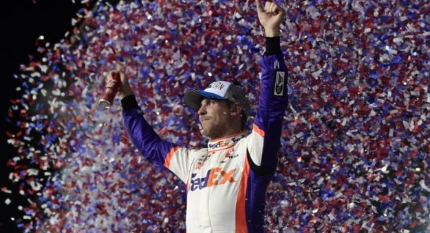 Visit Pilotos que han ganado la Daytona 500 en forma consecutiva page