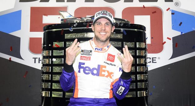 Visit Joe Gibbs Racing anunció extensión de contrato con Denny Hamlin y FedEx page
