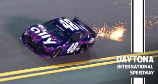 Alex Bowman nabs Busch Pole Award for 2021 Daytona 500