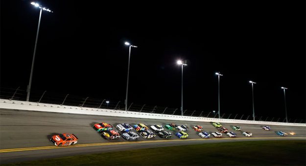 Visit Generator de predicciones NASCAR Cup Series 2021 page