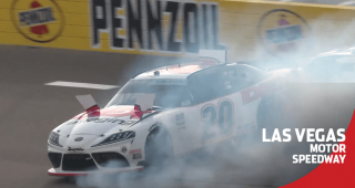 Late caution at Vegas after contact between Cindric, Harrison Burton