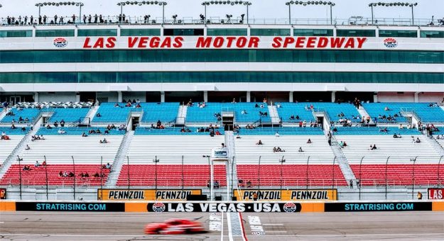 Visit Los pilotos de la Cup Series probarán su suerte en Las Vegas page