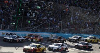 Jackpot Races: Can you win the $25,000 at Phoenix Raceway?