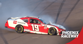 Allmendinger and Jones make contact, Jones wrecks out at Phoenix