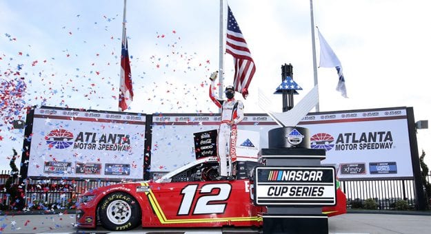 Visit Ryan Blaney ganó la Folds of Honor QuikTrip 500 en el Atlanta Motor Speedway page