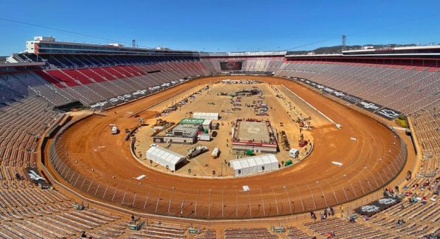 Visit Previa para la  Food City Dirt Race de la Cup Series 2021 en el Bristol Motor Speedway page