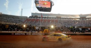 Scanner Sounds: ‘Dirt racin’, baby!’ at Bristol