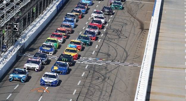 Visit Vistazo a las próximas 5 carreras de la Cup Series 2021 page