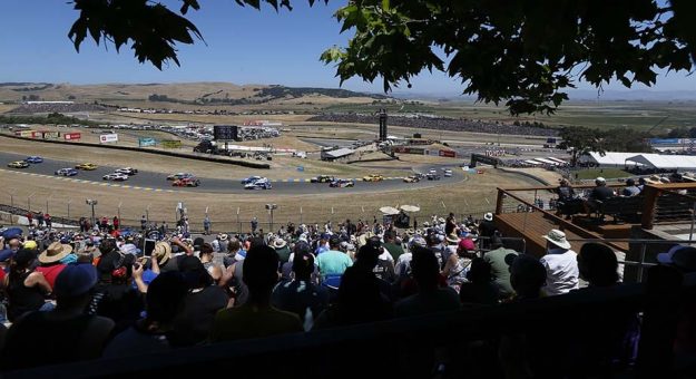 Visit Horario para las carreras NASCAR 2021 en Sonoma y Mid-Ohio page