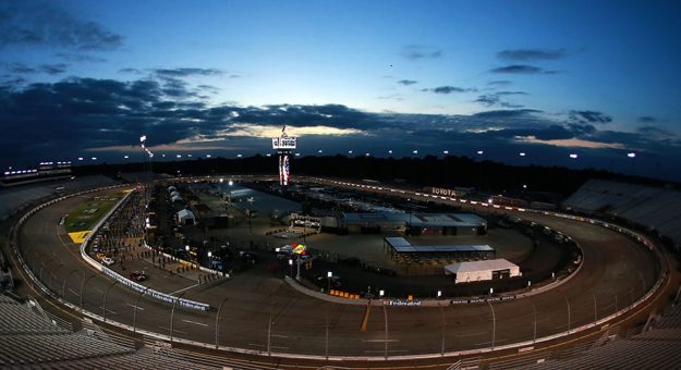 Visit Horario completo para el Richmond Raceway page