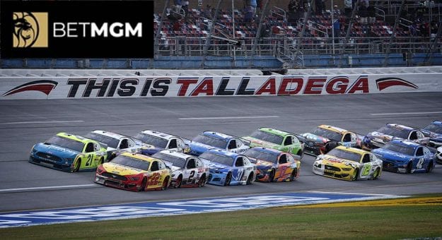 Visit Favoritos de los apostadores para la Geico 500 de la Cup Series 2021 en Talladega page