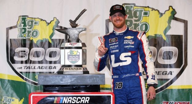 Visit Jeb Burton ganó la AG-PRO 300 de la Xfinity Series bajo la lluvia en Talladega page