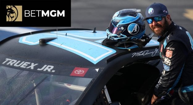 Visit Favoritos de los apostadores para la carrera de la NASCAR Cup Series 2021 en Dover page