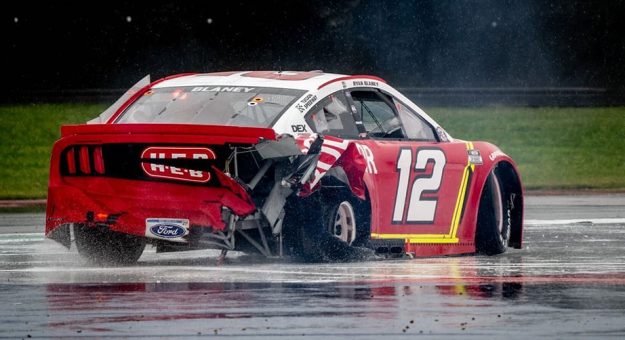 Visit Las Mejores Fotos de la triple cartelera NASCAR 2021 en COTA page
