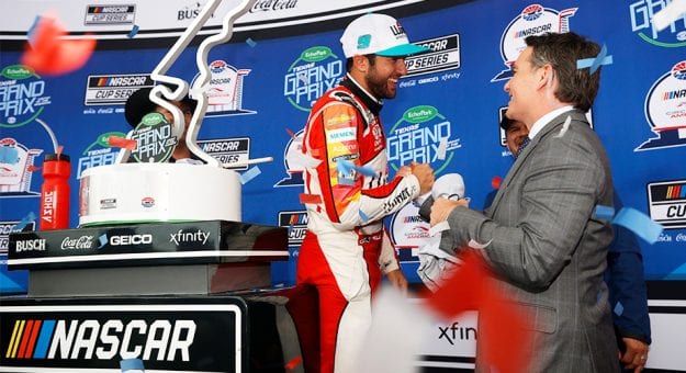 Visit Jornada histórica para Hendrick Motorsports y Chevrolet en COTA page