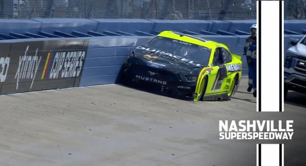 Visit Mejores Fotos del fin de semana de la NASCAR en el Nashville Superspeedway page