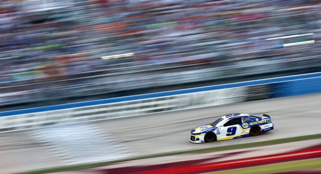 Visit El No. 9 de Chase Elliott fue descalificado en el Nashville Superspeedway page