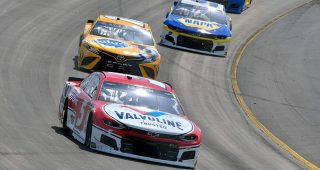 Unbeatable: Kyle Larson wins third Cup Series race in a row
