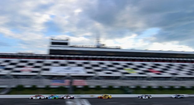 Visit Todo listo para la doble cartelera de la Cup Series en el Pocono Raceway page