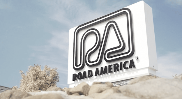 Visit Guía para las carreras de la NASCAR 2022 en Road America page