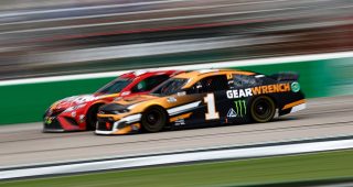 Fair or foul? Chastain gives Kurt the low line at Atlanta