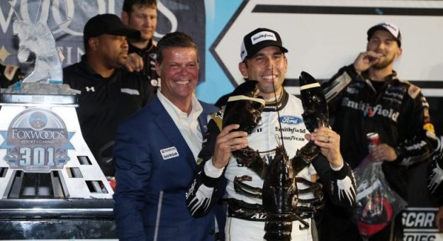 Visit Las Mejores Fotos del fin de semana NASCAR 2021 en New Hampshire page