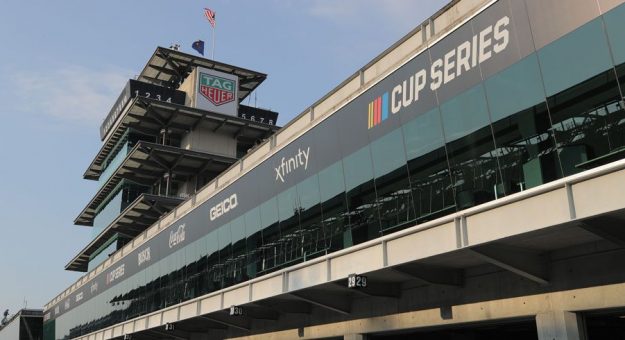 Visit Previa para la Verizon 200 en el Brickyard de la NASCAR Cup Series 2016 page
