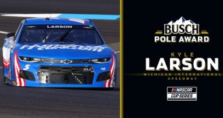 Kyle Larson earns Busch Pole for Sunday’s race at Michigan