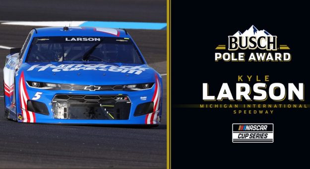 Visit Kyle Larson ganó la Busch Pole Position para la carrera en Michigan page