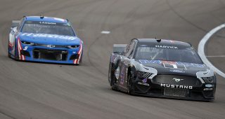 Preview Show: Will ‘2-mile Kyle’ show up or will Harvick find Victory Lane at Michigan
