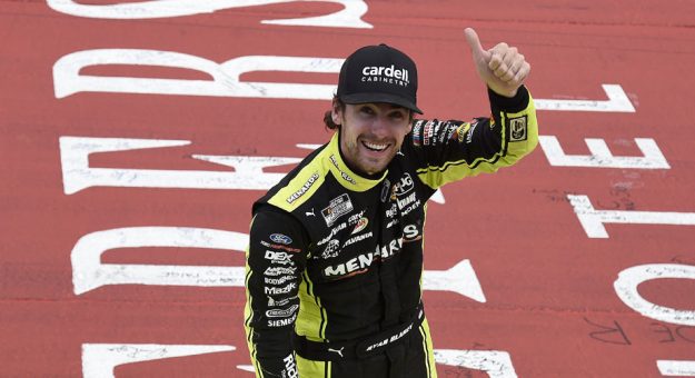 Visit Ryan Blaney ganó la FireKeepers Casino 400 de la Cup Series 2021 en Michigan page