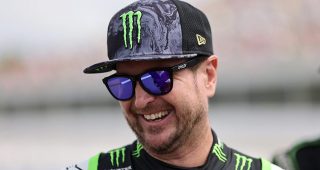 Kurt Busch joins 23XI Racing for 2022 NASCAR Cup Series season