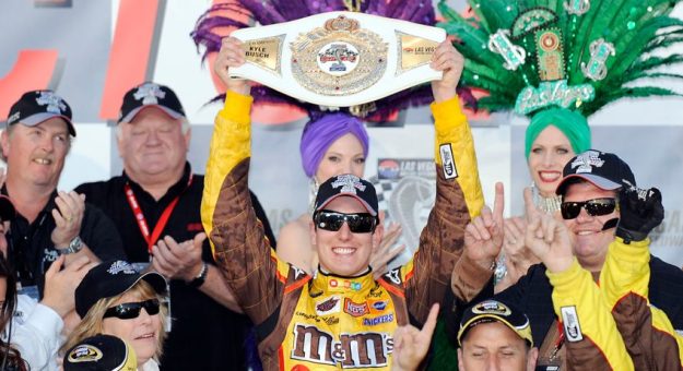 Visit Momentos Memorables en Las Vegas Motor Speedway page
